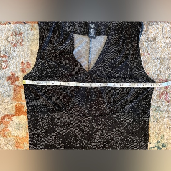 Mossimo Black Midi Dress with White Floral Design Size Medium - Picture 9 of 10